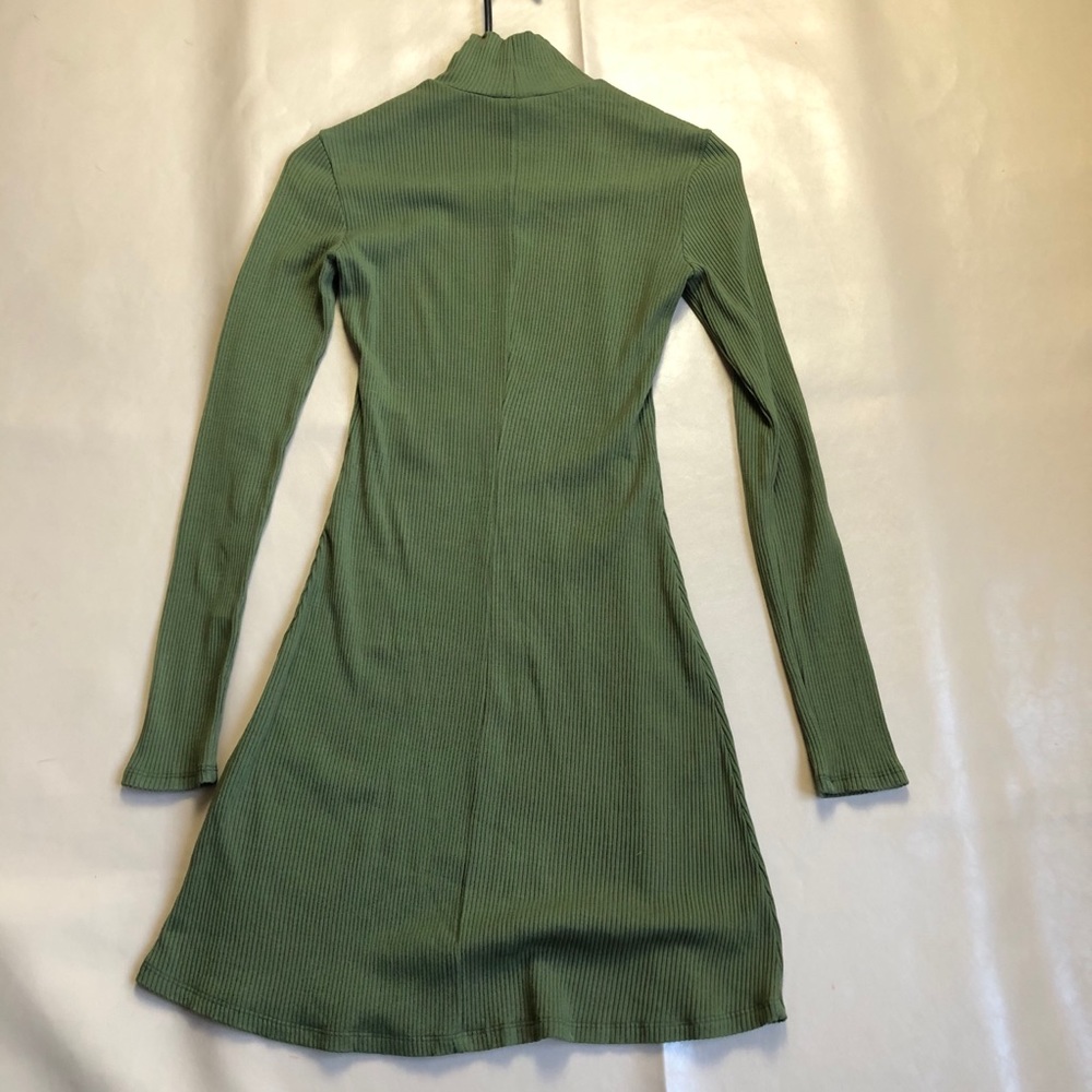 REFORMATION | ARMY GREEN ROBERTS DRESS S - Picture 8 of 8